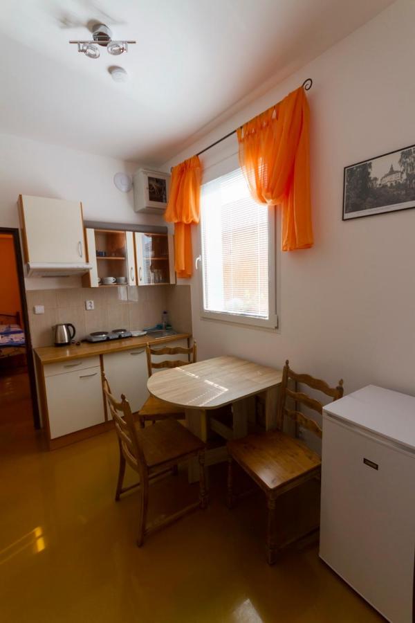 Apartmany Bowling Frýdlant Buitenkant foto