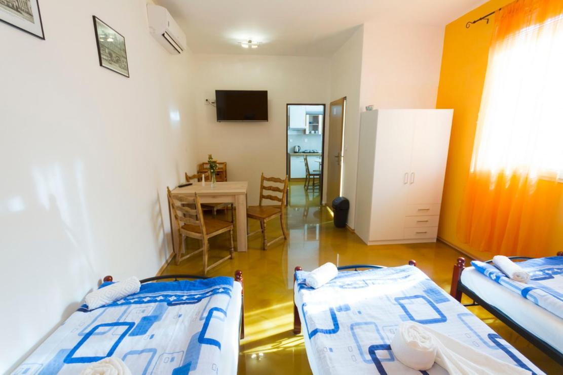 Apartmany Bowling Frýdlant Buitenkant foto